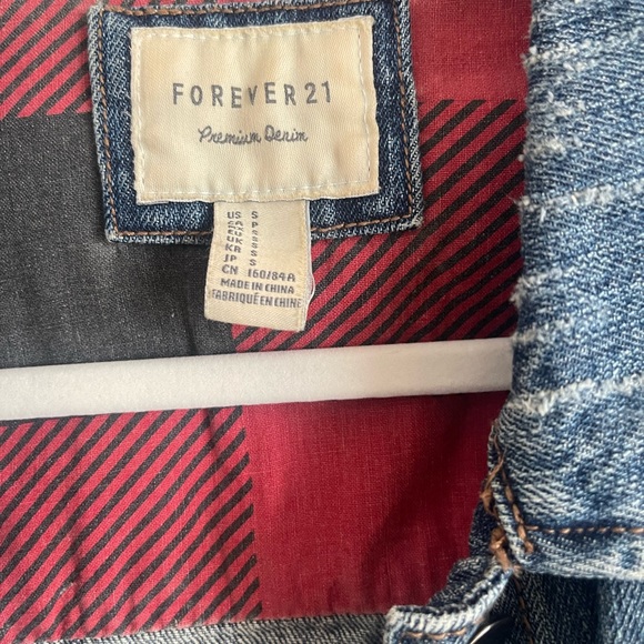 Ripped Jean Jacket - Picture 4 of 7